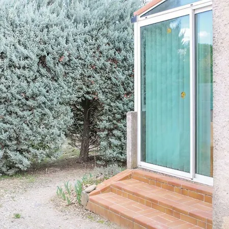 Two-bedroom Holiday In Les Bains *