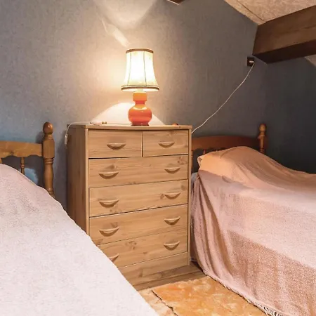 Two-bedroom Holiday In Les Bains Дом отдыха Греу-ле-Бэн